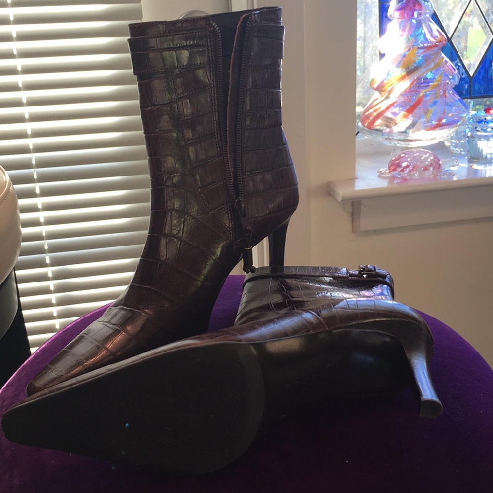 New - Picture 3 of 3